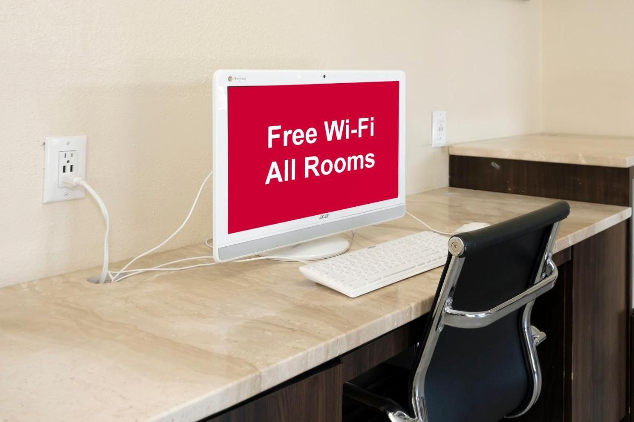 Red Roof Inn Arlington - Entertainment District Bagian luar foto
