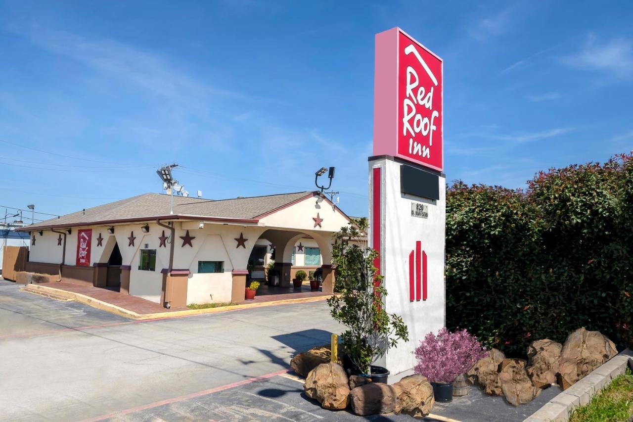 Red Roof Inn Arlington - Entertainment District Bagian luar foto