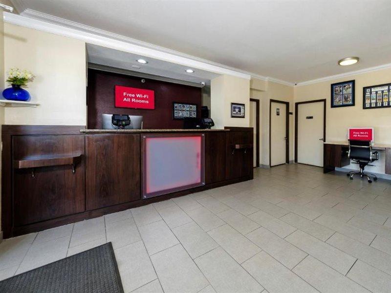 Red Roof Inn Arlington - Entertainment District Bagian luar foto