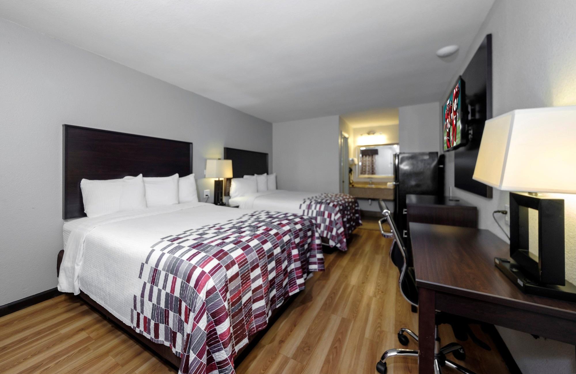 Red Roof Inn Arlington - Entertainment District Bagian luar foto