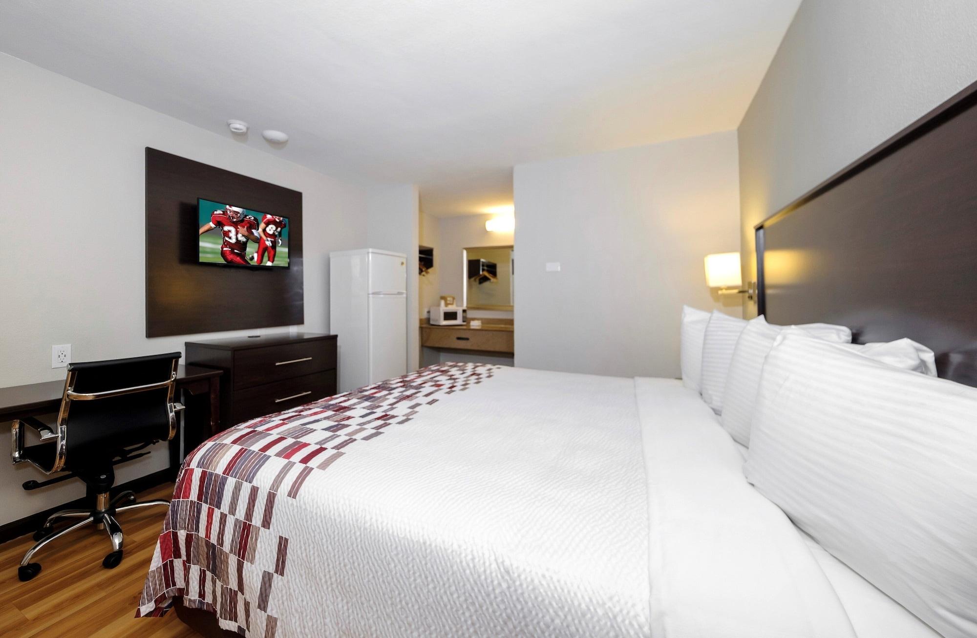 Red Roof Inn Arlington - Entertainment District Bagian luar foto