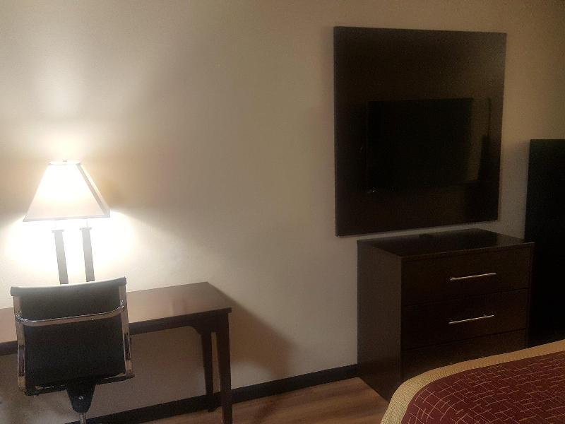 Red Roof Inn Arlington - Entertainment District Bagian luar foto